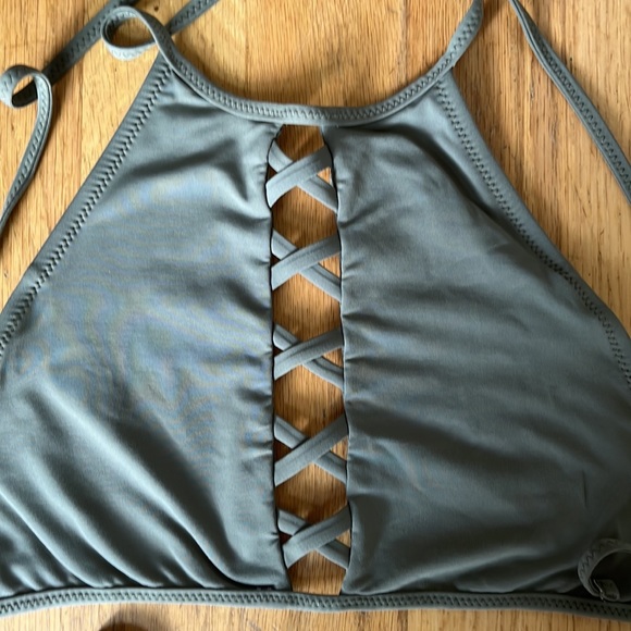 Swim suit top - Picture 5 of 5